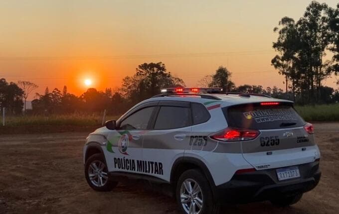 PM durante ocorrência em Princesa (Foto por Divulgação)