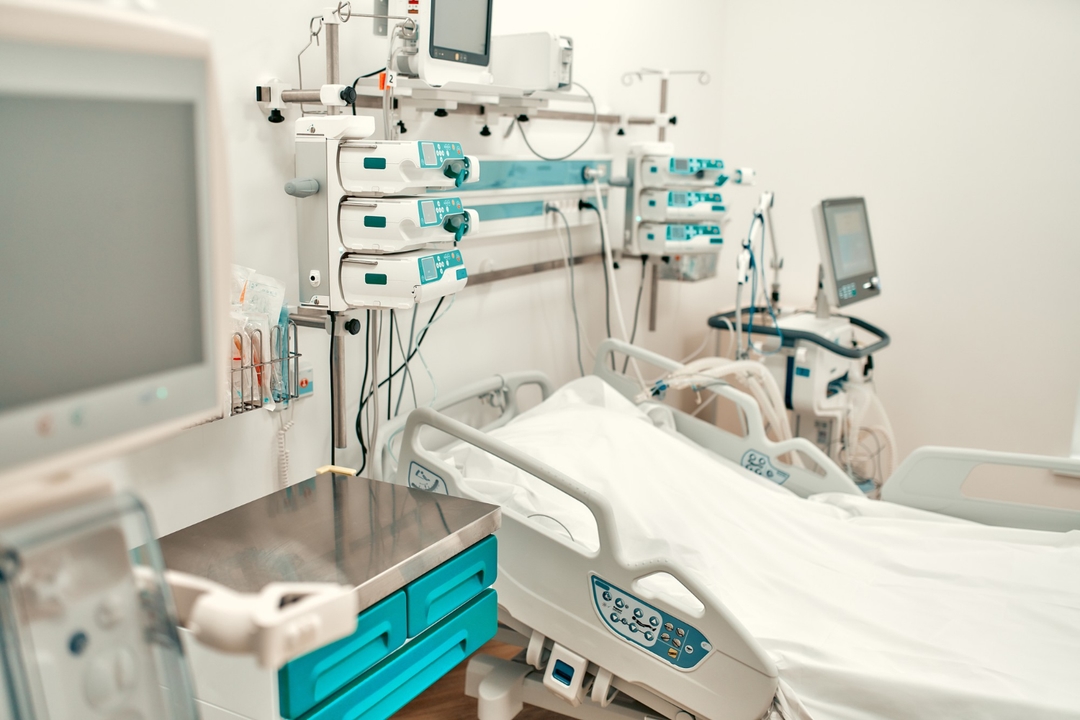 Ocupação de UTIs ultrapassa 90% em seis regiões de Santa Catarina e acende alerta no Estado