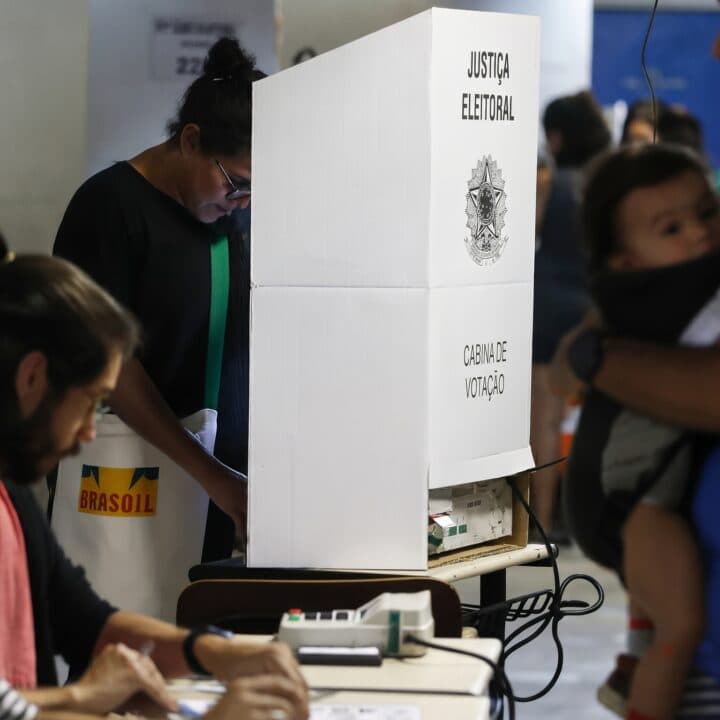Levantamento reúne os resultados da votação em cinco municípios do Oeste catarinense e mostra a distribuição dos votos entre os candidatos à Presidência (Foto por Divulgação)