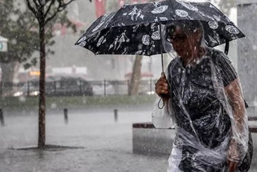 Instabilidade começa pelo Oeste e Sul do Estado, enquanto calor segue predominando nas demais regiões catarinenses (Foto por Divulgação)
