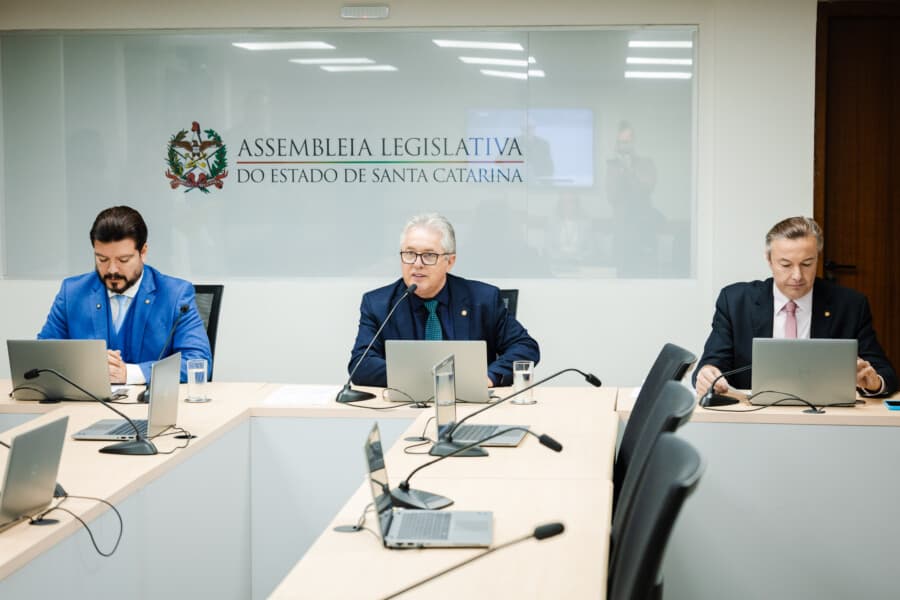 Deputados aprovam criação de comissão mista para discutir medidas de prevenção aos impactos do El Niño em Santa Catarina (Foto por Bruno Collaço/Agência Alesc)