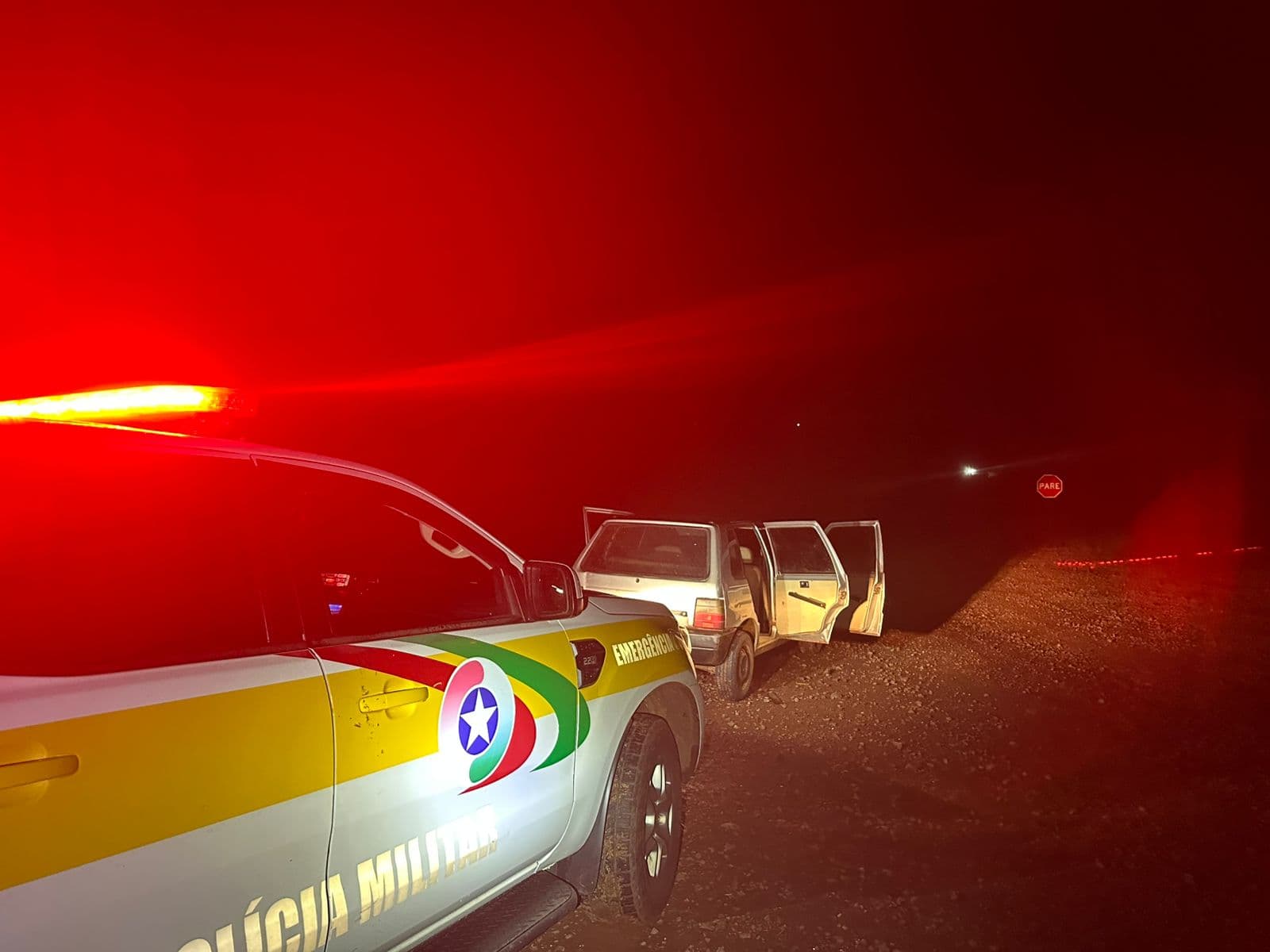 Polícia Rodoviária flagra motorista embriagado e armado durante abordagem no interior de Xanxerê (Foto por Divulgação)