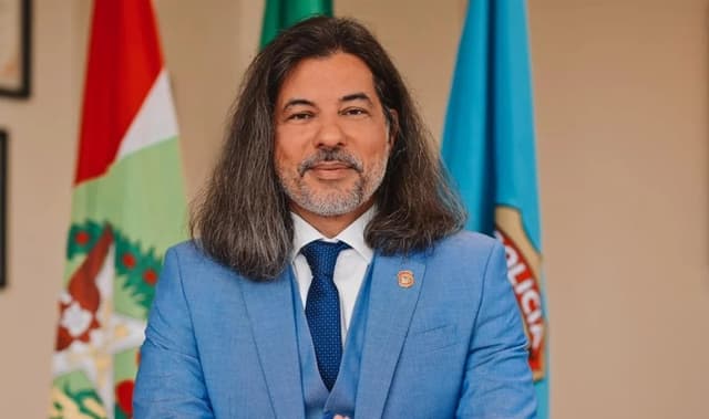 Novo superintendente da Polícia Federal assume comando em Santa Catarina