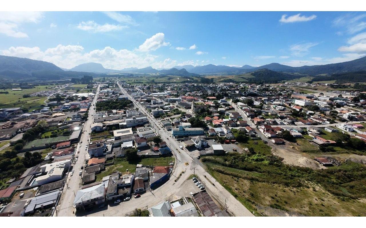 Chuvas atingem 57 residências em Bom Retiro e mobilizam equipes de emergência