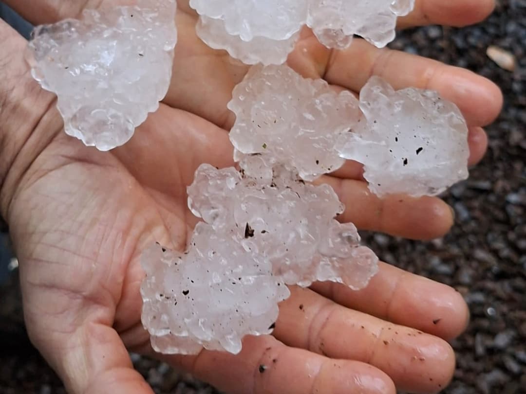 Temporais com granizo causam danos em mais de 20 municípios de SC
