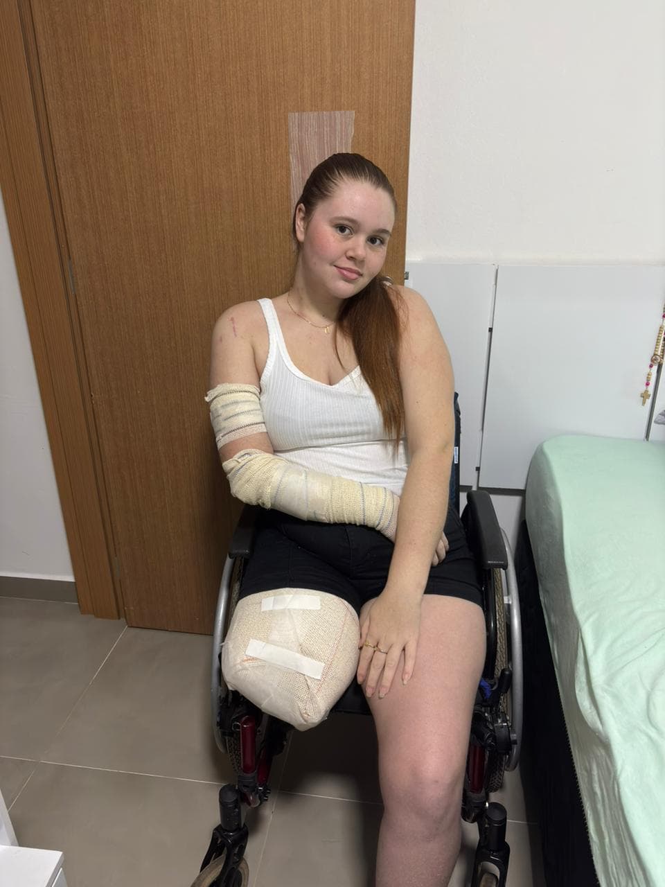 Acidente transforma rotina de jovem e família mobiliza campanha para prótese