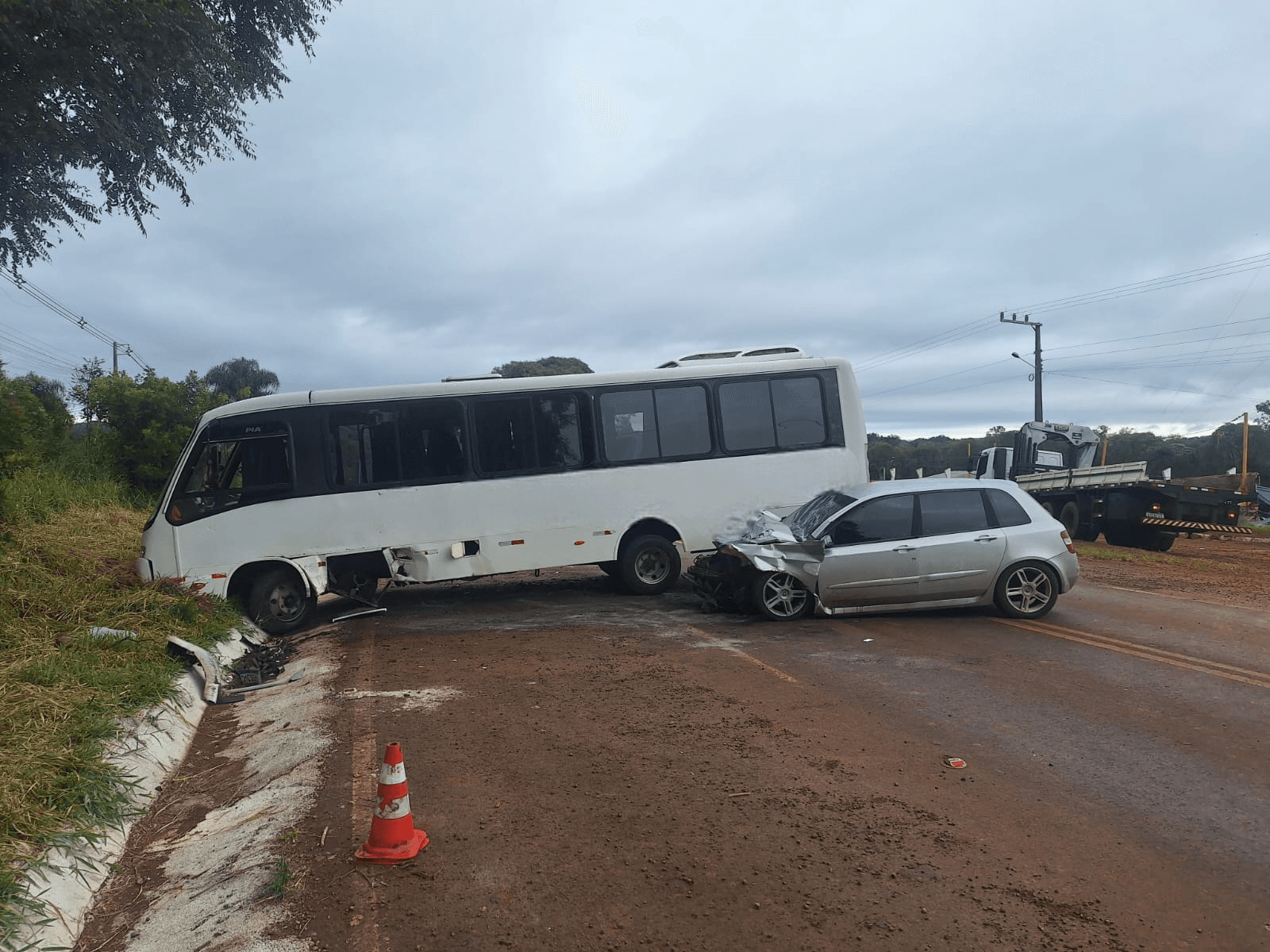 Vítima conduzia um Fiat Stilo (Foto por PM)