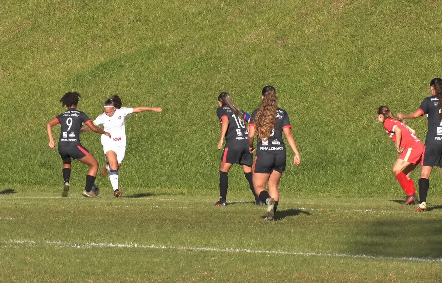 Time pinhalense perdeu na estreia da competição (Foto por Divulgação)