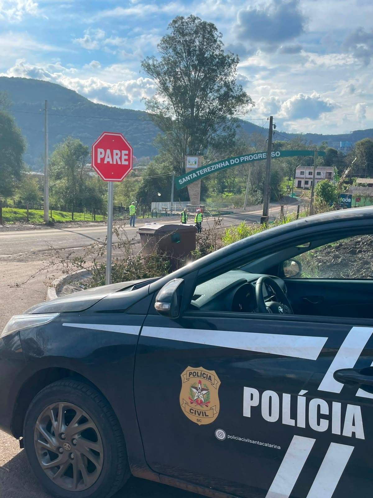 Equipes da Polícia Civil e da Cidasc realizaram barreiras sanitárias em Tigrinhos e Santa Terezinha do Progresso para fiscalizar o transporte de animais e produtos agropecuários (Foto por Polícia Civil)