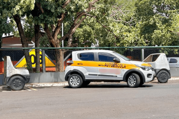 CNH sem baliza (Foto por Divulgação)