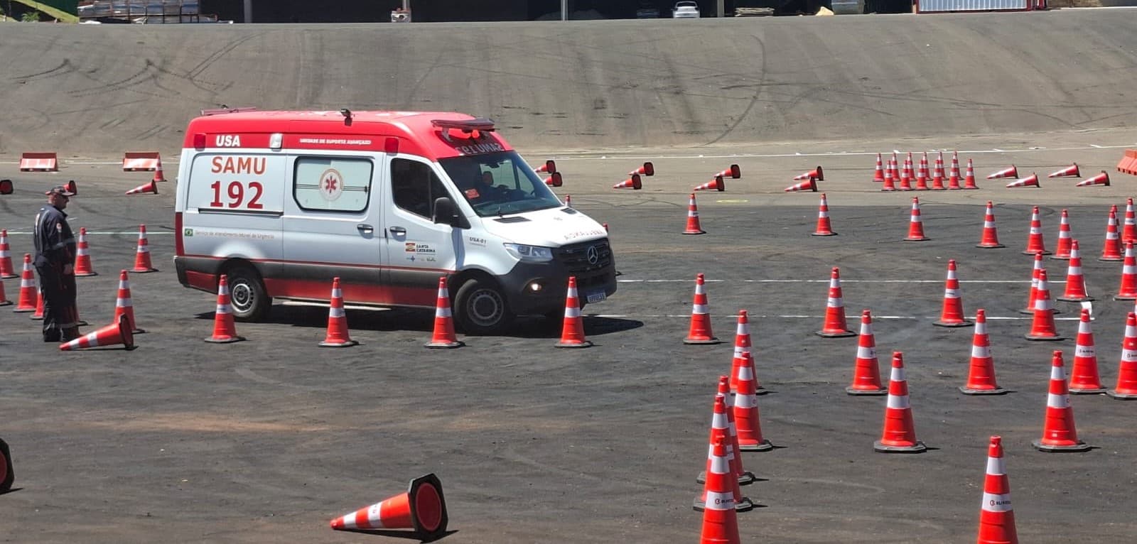 SAMU capacitou 34 condutores socorristas do Extremo Oeste em Chapecó (Foto por FAHECE)