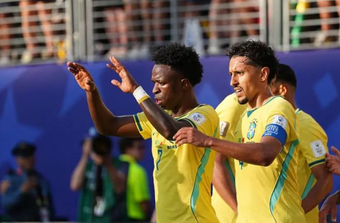 Brasil busca primeira vitória na Copa do Mundo nesta sexta-feira